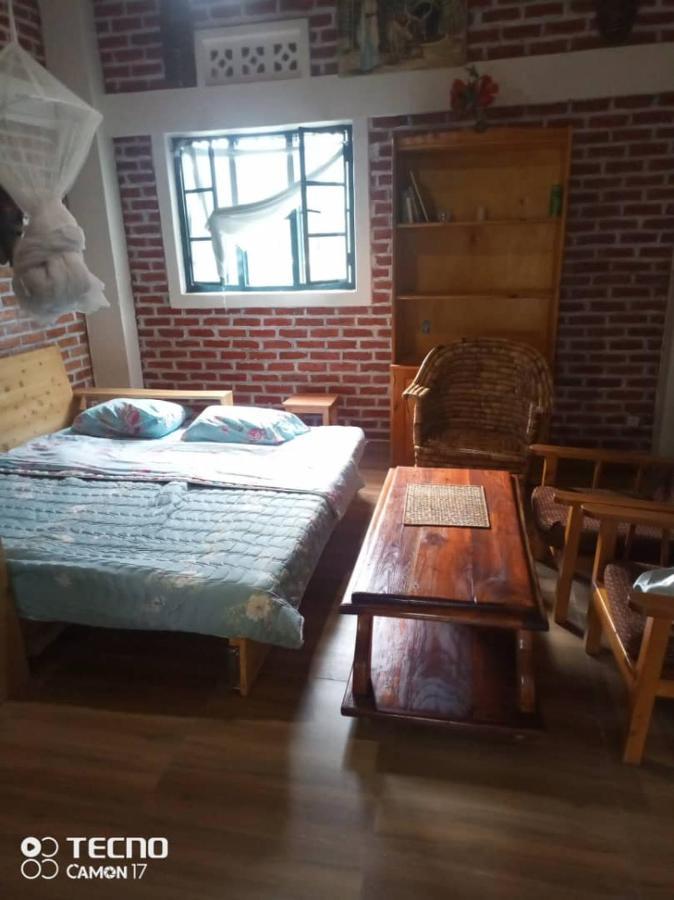 Stany'S Apartments Butare Екстериор снимка